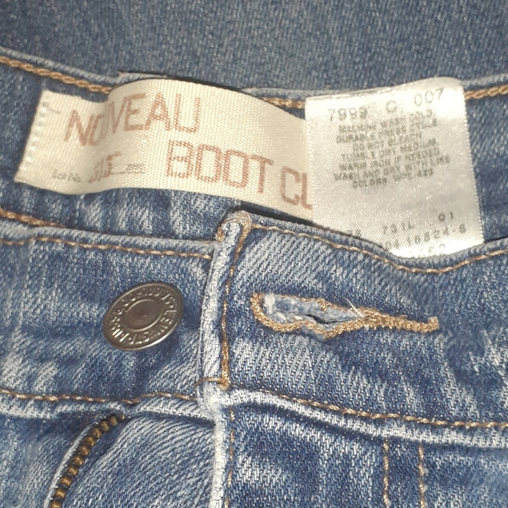 Levi NOUVEAU BOOTCUT JEANS